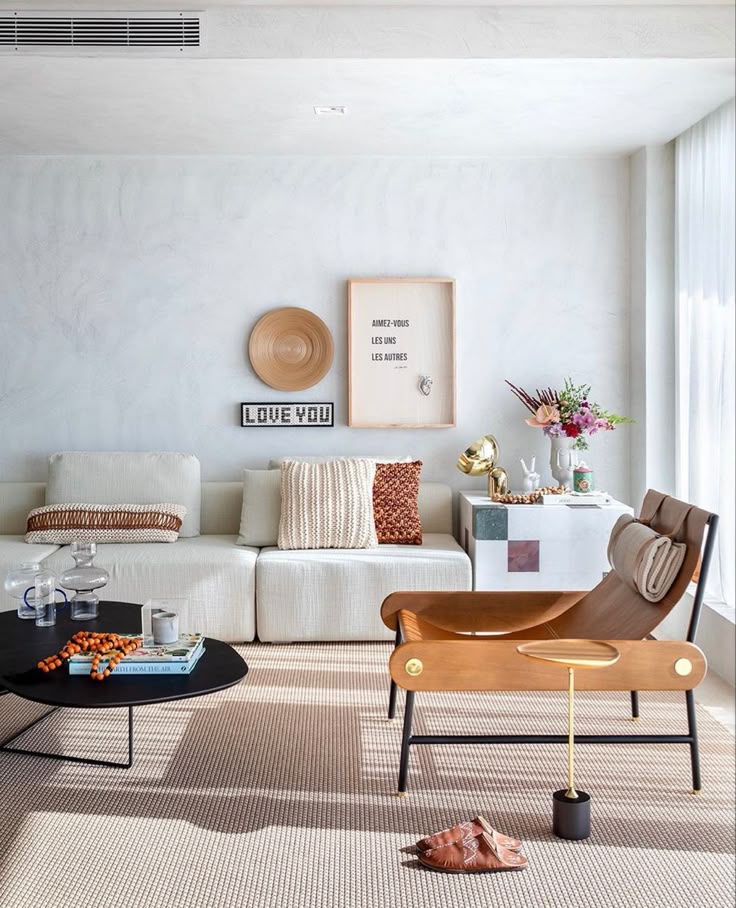 Casas Minimalistas: Como Criar um Lar Leve e Com Propósito