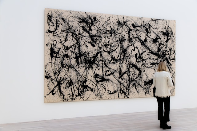 Símbolos Minimalistas: Beleza e Significado na Simplicidade